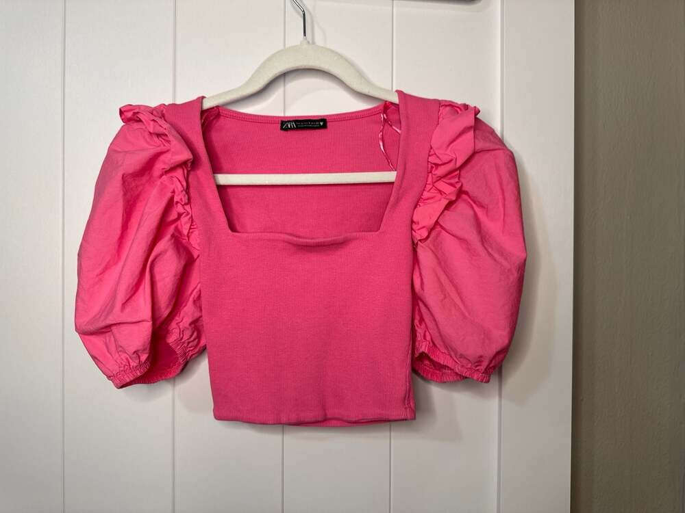 ZARA Pink Puff Sleeve Cropped Top Small